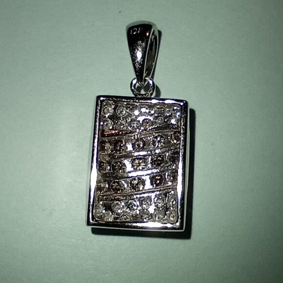 REDUCED! 10Kt White Gold Chocolate & White Diamond Pendant - Picture 3 of 3